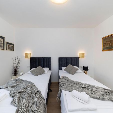 Dispetto Apartment In Old City Zadar Eksteriør billede